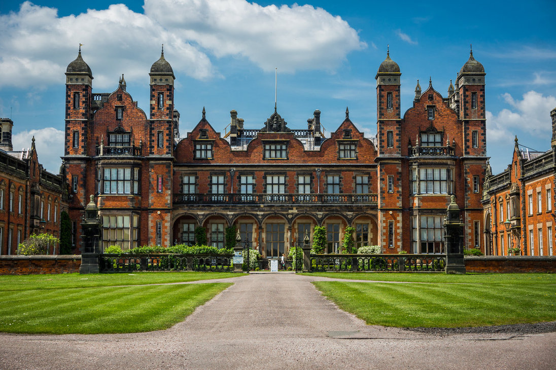 Sue Le Bonne at Capesthorne Hall, Cheshire Wedding Catering